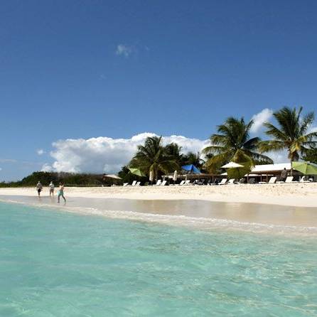 boat_charter_anguilla_rendez-vous_bay