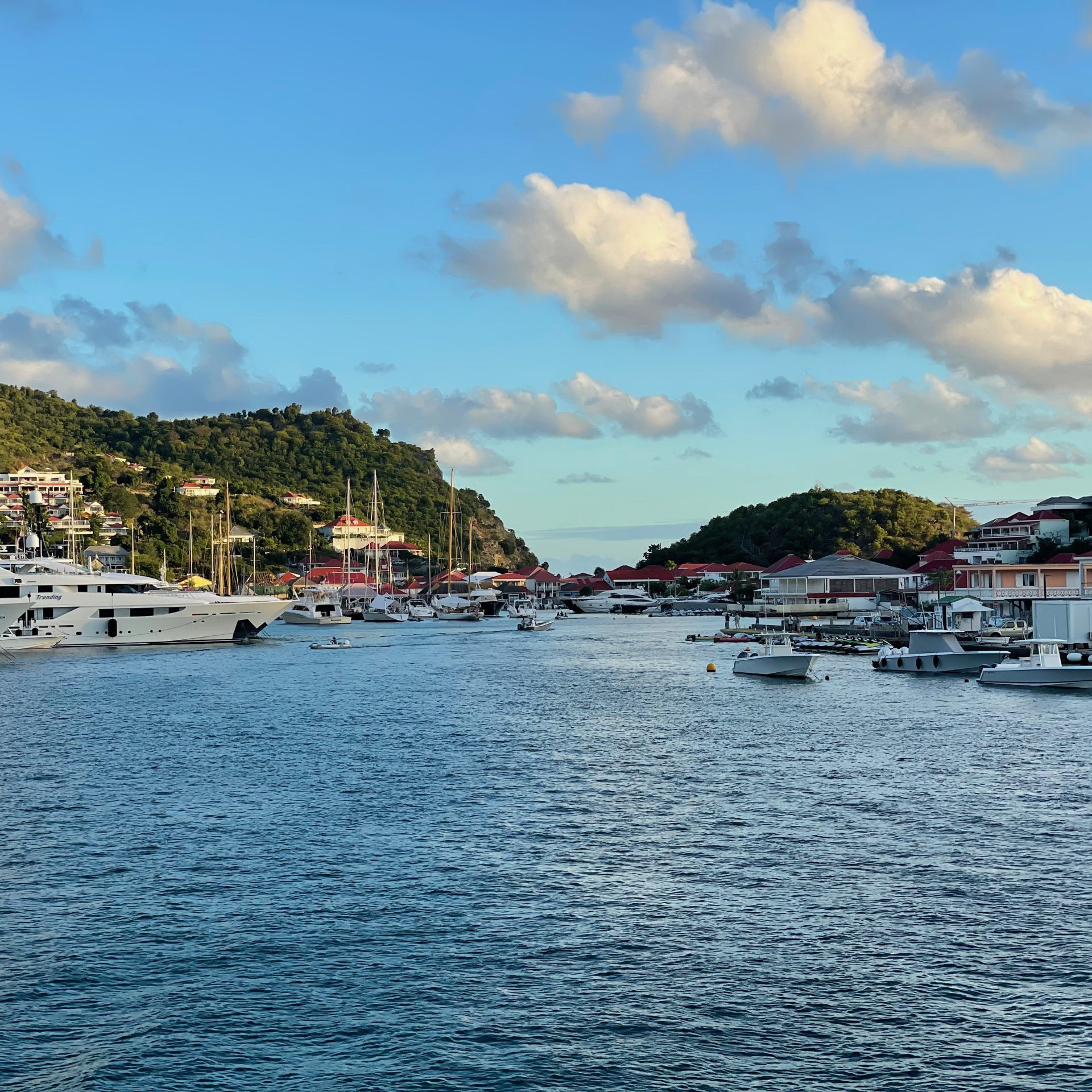 Saint Barth yacht charter FUNSEAKER