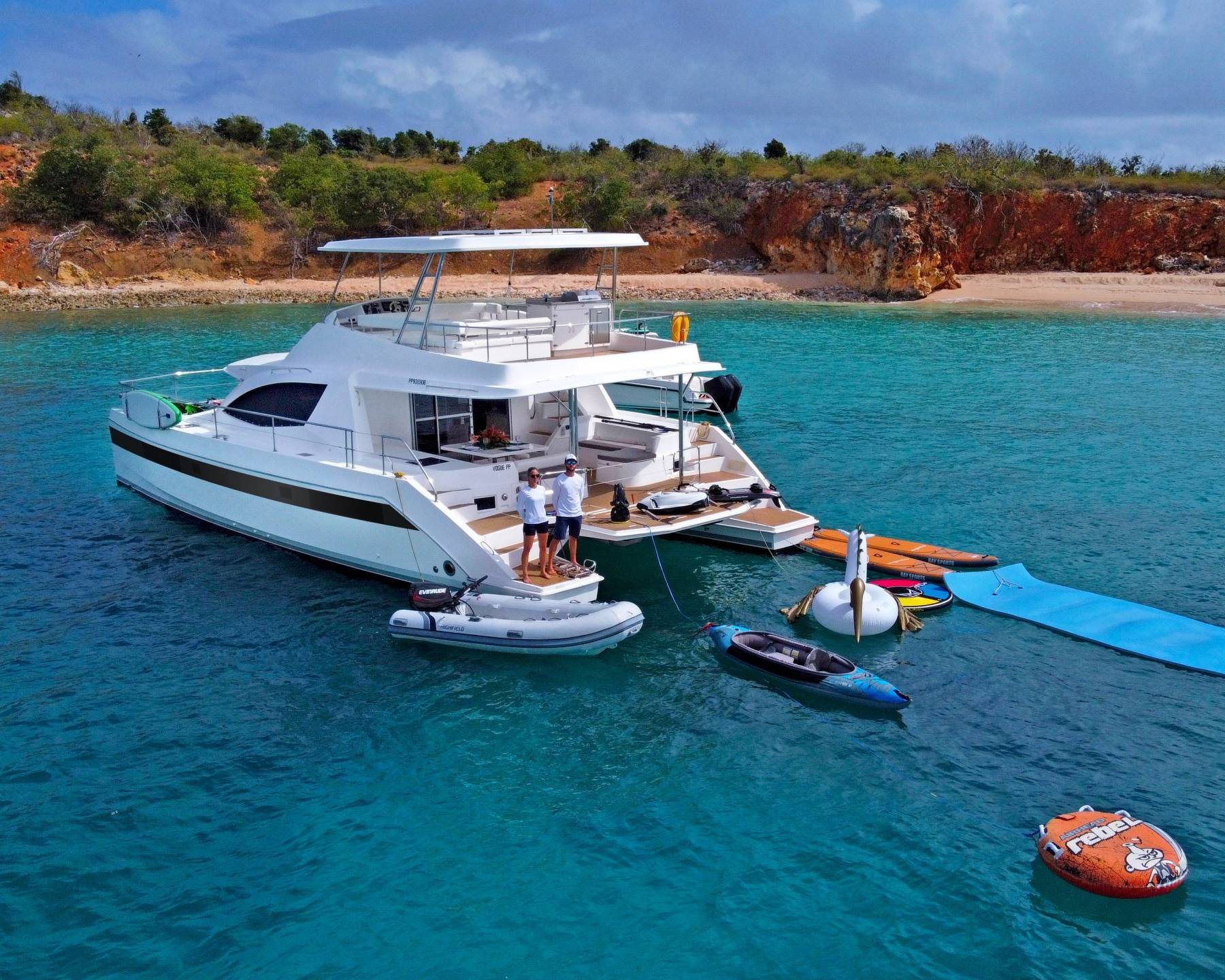 Power catamaran St Martin Charter